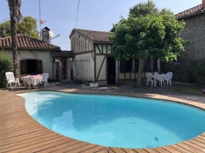 Maison d'une chambre avec piscine privee jardin clos et wifi a Gee Riviere